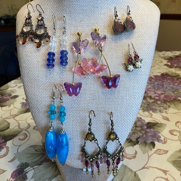 varying Jewelry - SEVEN BEAUTIFUL PAIRS OF PIERCED EARRINGS